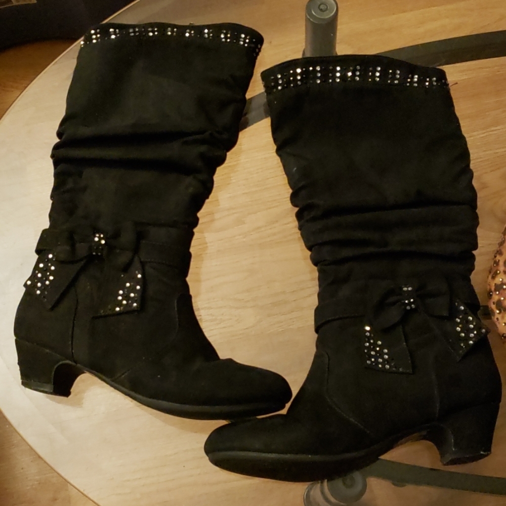 Girls  Black Faux Suede zip up long boots